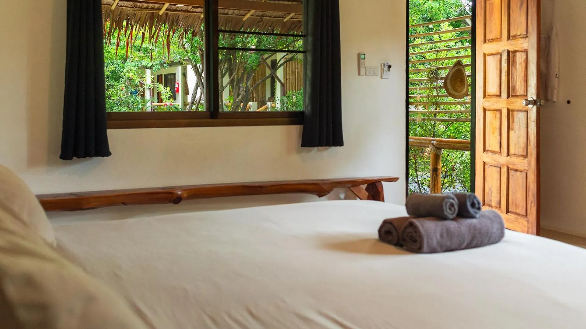 The Mellow Mango Koh Lanta Resort